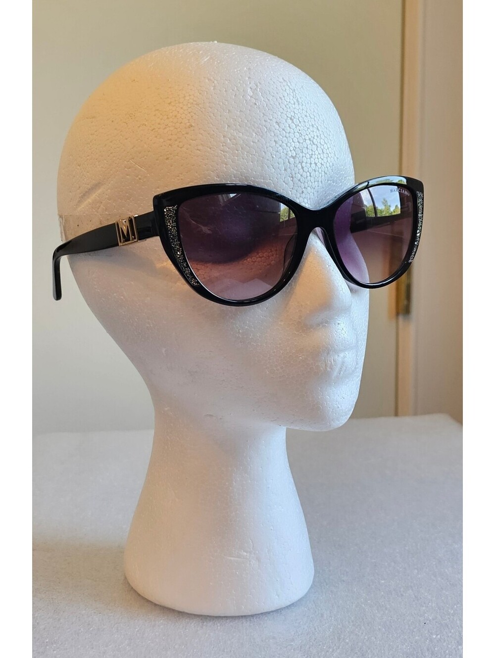 Marciano Cat Eye Sunglasses - GM00011 - Crystal Accents - Picture 6 of 7